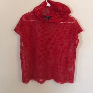 LITTLE RED Netted Crop Top